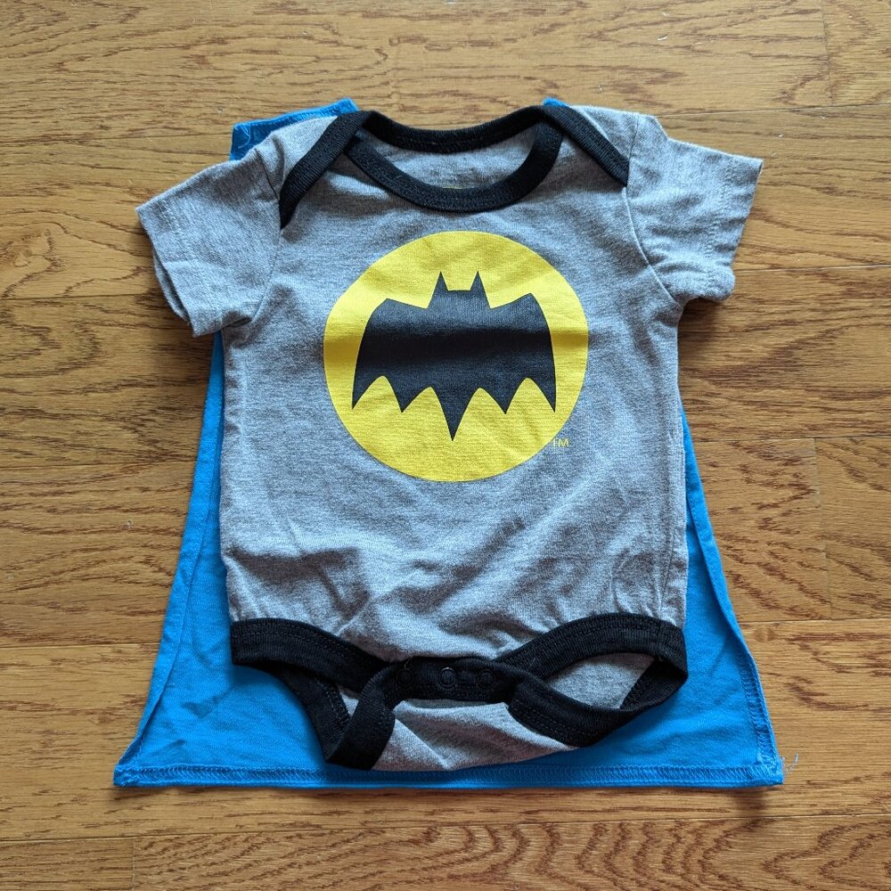 Warner Brothers - Batman Bodysuit with Cape